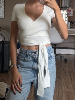 Wilfred White Ribbed Wrap Tie Crop Top